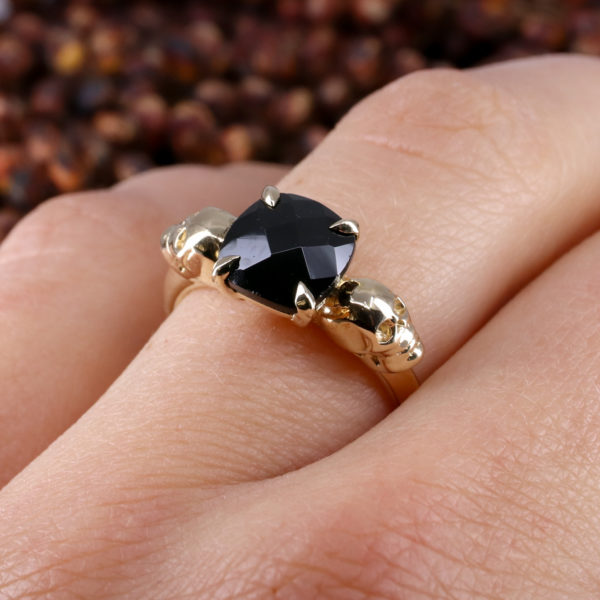 black spinel double skull ring