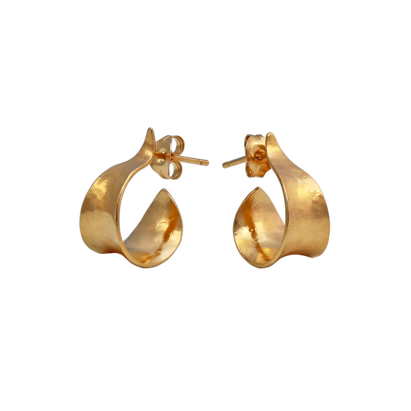 Small curl hoop earrings in gold vermeil