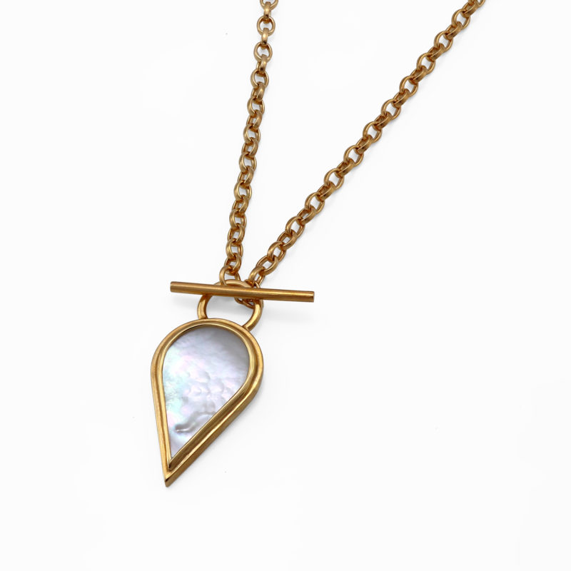 Komorebi leaf T-bar pendant in gold vermeil