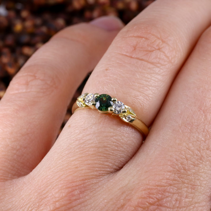 18ct yellow gold mini rose and thorn trilogy ring