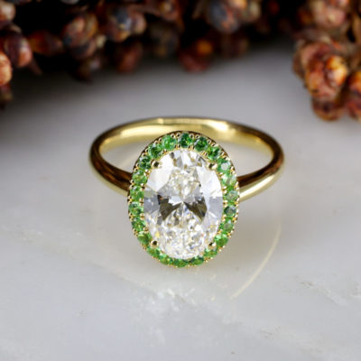 tsavorite garnet halo-1 tsavorite garnet halo-1