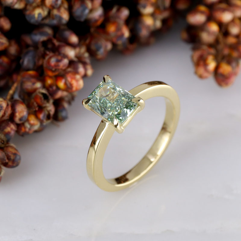 18ct yellow gold Rise ring with fancy vivid green diamond